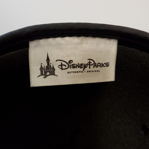 🎆 Disney Parks - Mickey Ears hat - light up glow with the show 🎆 - Picture 6 of 10